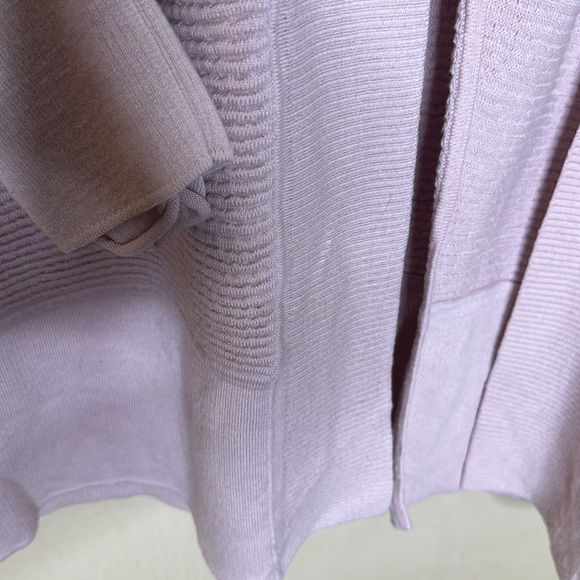 Lululemon Light Pink Merino Wool Wrap Cardigan Sweater Womens Size 10 - Picture 5 of 11
